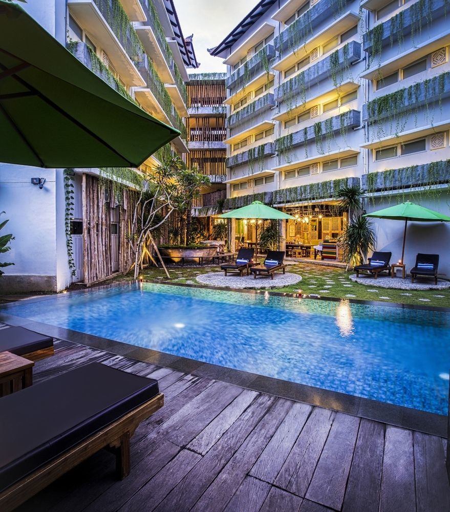 Grandmas Plus Hotel Airport Kuta Lombok Exterior foto